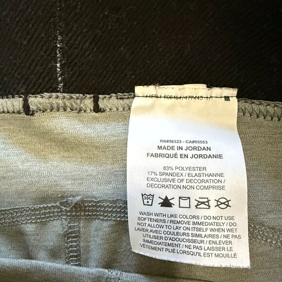 Nike Pro 365 Women's 5" Shorts - Picture 3 of 4